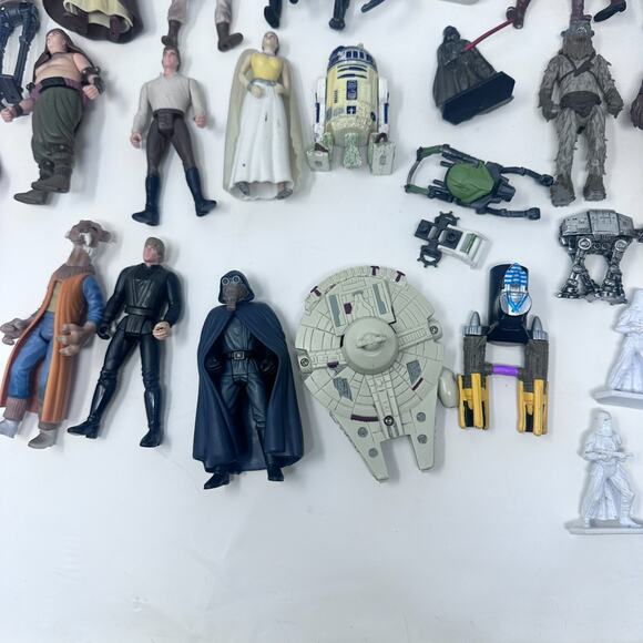 Vintage Star Wars Figurines Lot 90s Kenner Hasbro Collectible Toys Action Figure - Picture 6 of 16